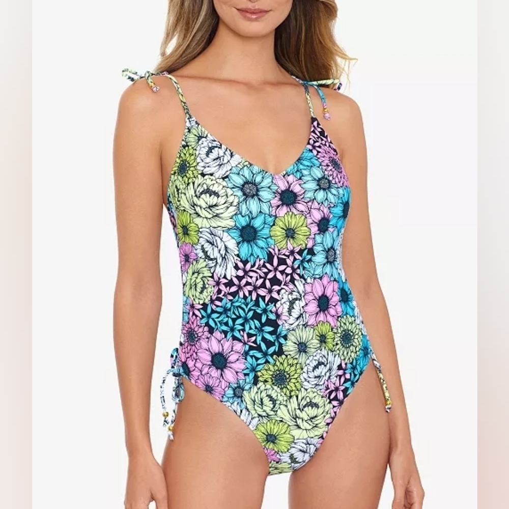 SALT + COVE Blossomed Side-Shirred One-Piece Swimsuit size medium  NEW